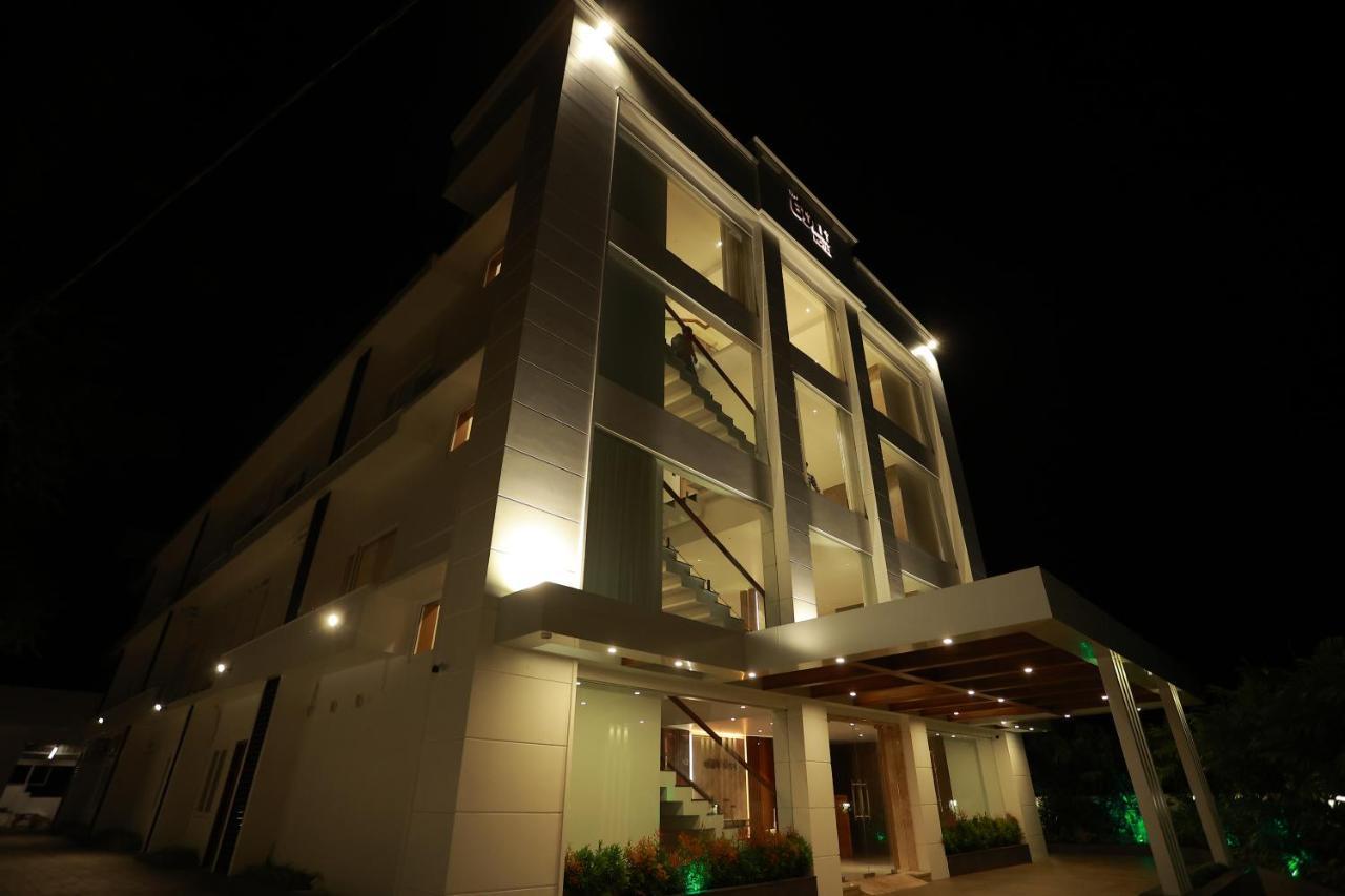 The Gold Hotel Palakkad Zewnętrze zdjęcie