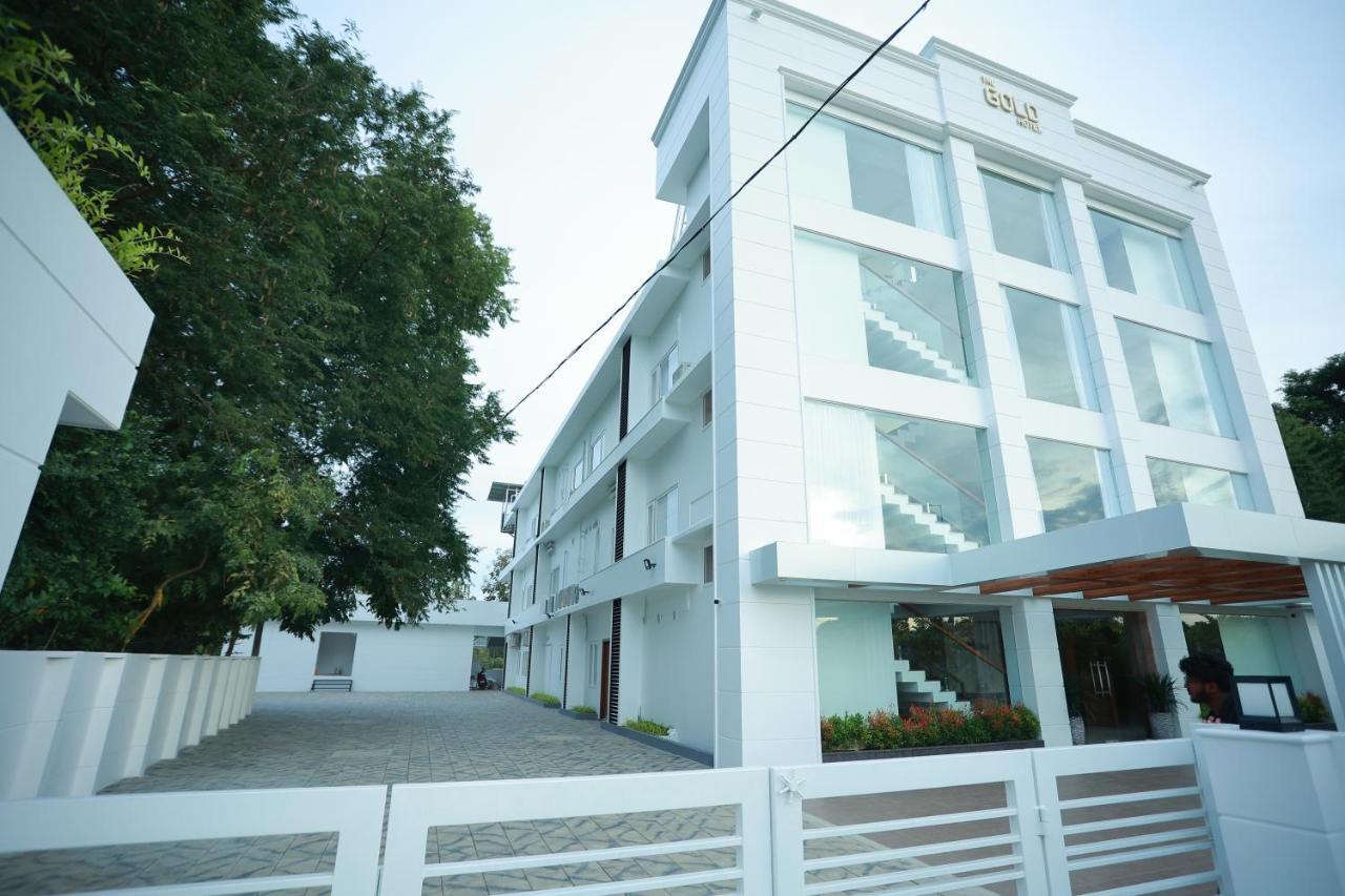 The Gold Hotel Palakkad Zewnętrze zdjęcie